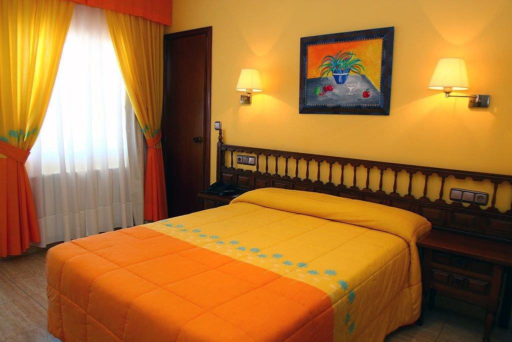 Hotel Pipo Sanxenxo Buitenkant foto