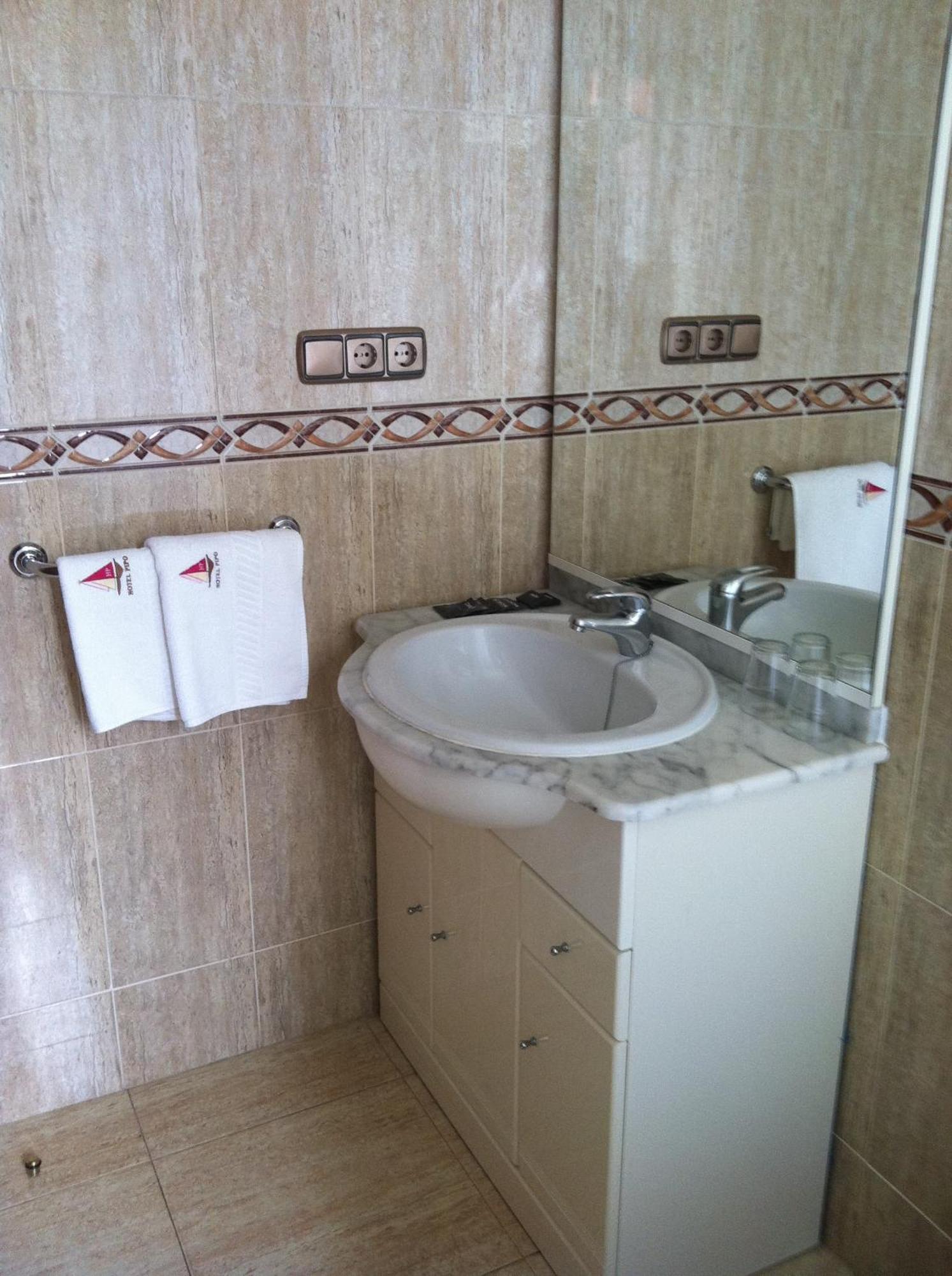 Hotel Pipo Sanxenxo Buitenkant foto