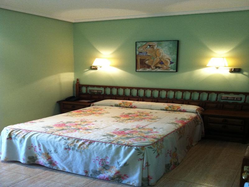 Hotel Pipo Sanxenxo Buitenkant foto
